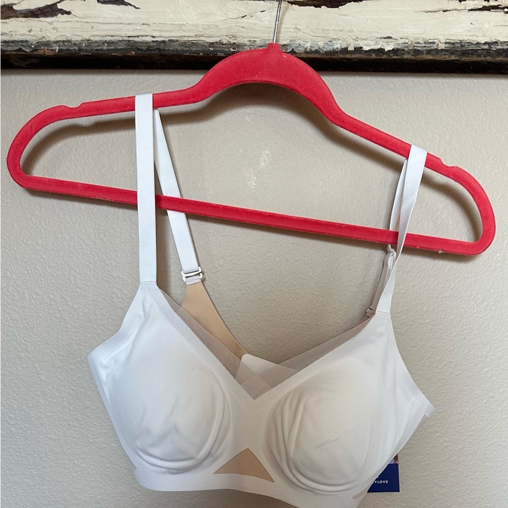 HONEYLOVE CrossOver Bra NWT